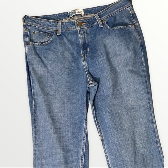 Levi’s Mid-rise Boot Cut Jeans Distressed Size 12 - Picture 2 of 6